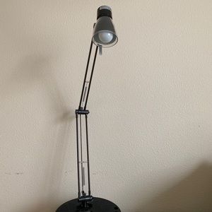 Desk lamp with built in speakers